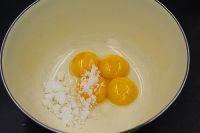 豹纹蛋糕卷的做法步骤3