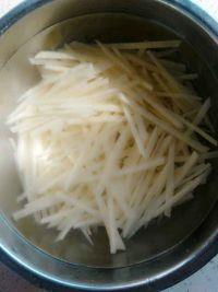 肉末土豆丝的做法步骤1