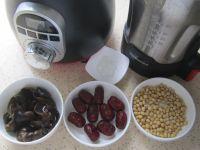 木耳红枣豆浆的做法步骤1
